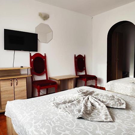 Hotel Orizont 수체아바 외부 사진